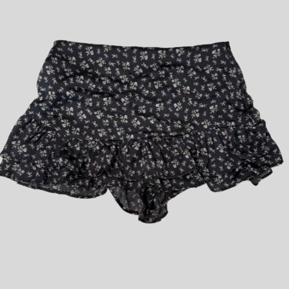 Altar'd State Black Floral Flowy Shorts - Ruffle Hem - Size Small